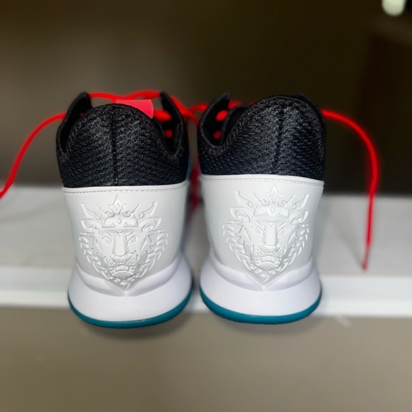 Nike LeBron Witness 4 main image 5